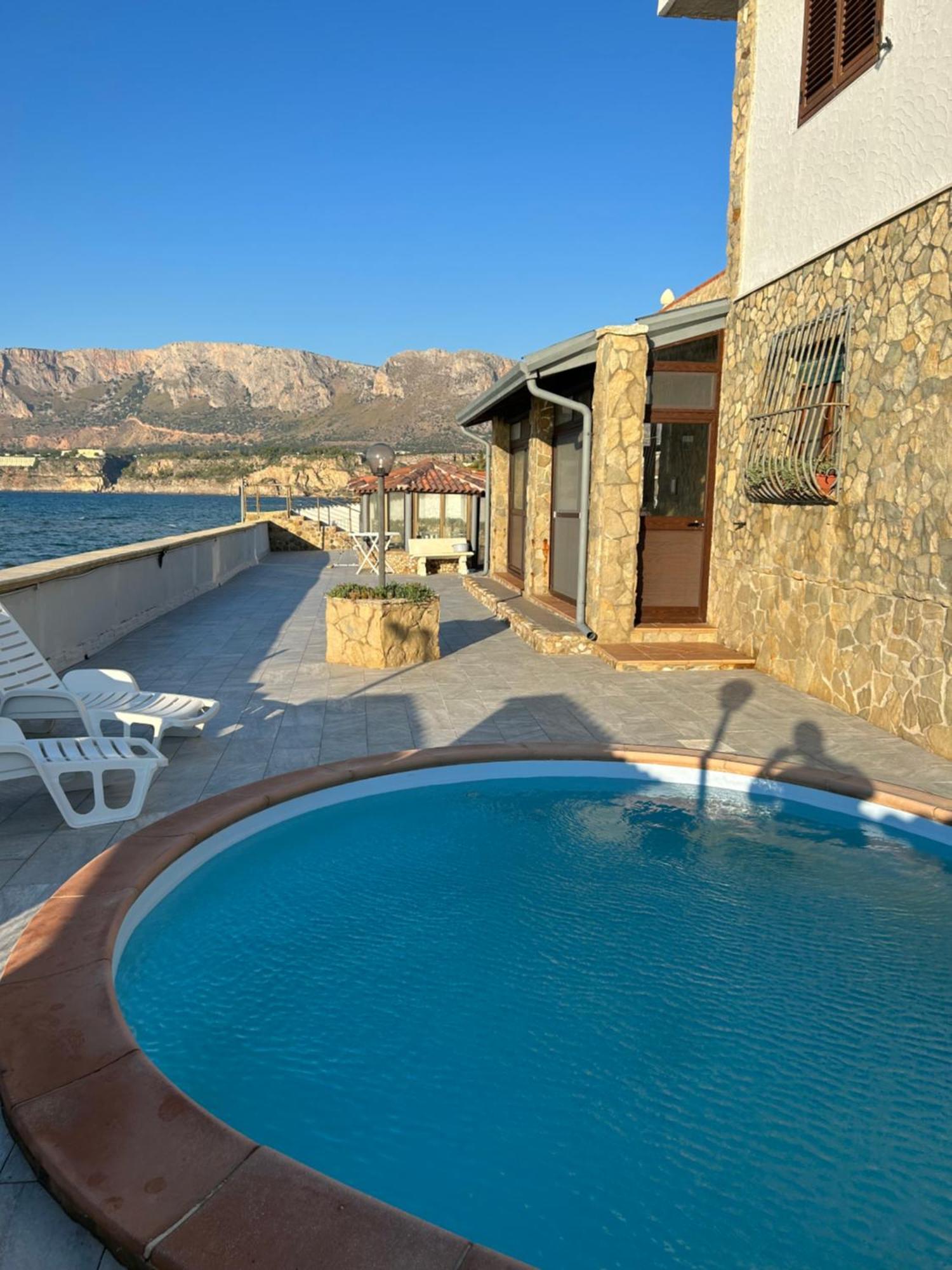 Casa Vacanza Barbera - In Riva Al Mare Villa Trappeto  Exterior foto